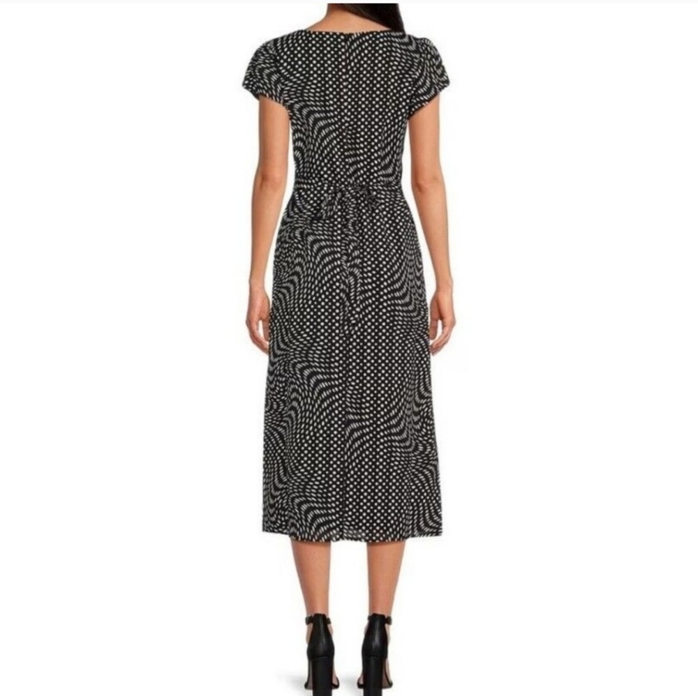 WAYF Dress Medium - Picture 8 of 8